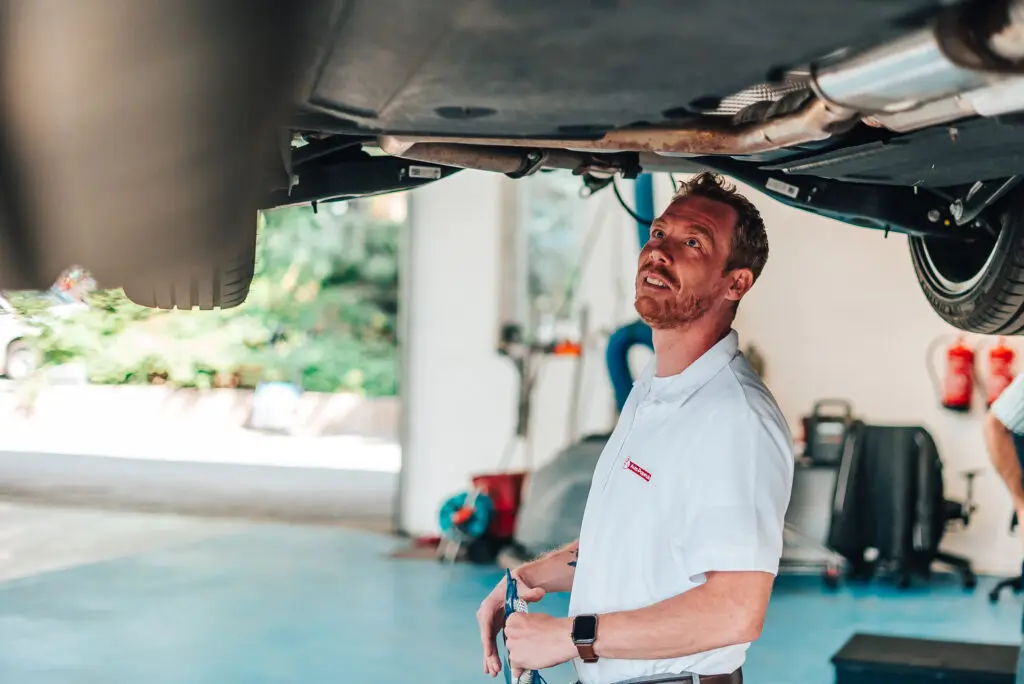 Autoservis Praha 6 Řepy a Praha 8 Bohnice Auto Papoušek